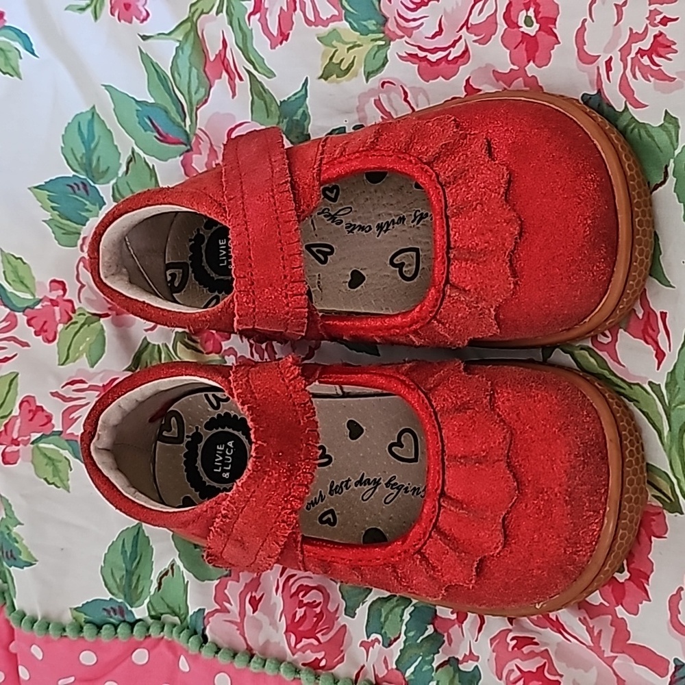 Livie & Luca red ruche